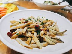 酸辣藕带-黄泥岗·地道湖北菜(奥特莱斯店)