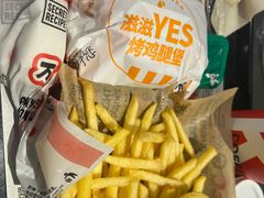 -肯德基(盘龙奥莱店)