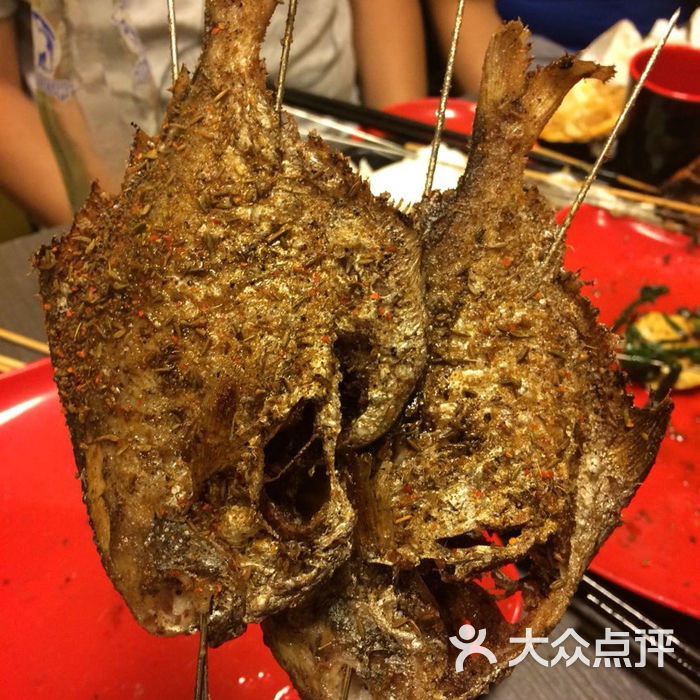 小土猪爱小毛鸡cc           小土猪爱小毛鸡cc