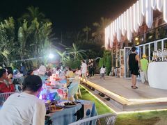 -水桶王国主题餐厅·聚会·生日派对·亲子活动·家庭套餐(亚龙湾希尔顿店)