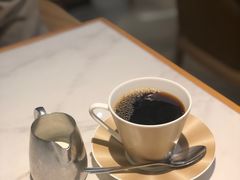 -La-Serene Café