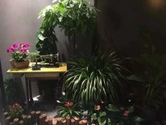 -舌尖上的食缘花园主题餐厅