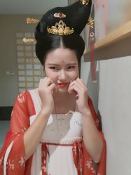 -盘子女人坊古装写真摄影(厦门总店)
