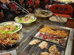 -张牌牌·东北烤肉小吃市集(金楠天街店)