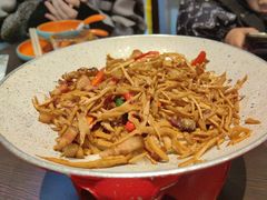 -川流不息·地道川菜·小龙虾(松东路店)