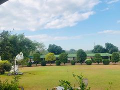 -侯臣咖啡文化村