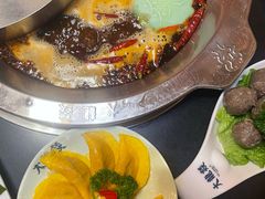 -大龙辣火锅·龙虾·烧烤(湖滨新天地店)
