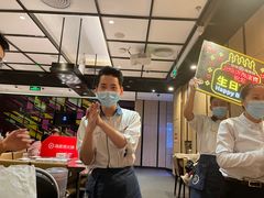 -海底捞火锅(上地华联店)