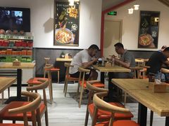 大堂-极有家小鱼小鸡石锅煲(佳兆业店)