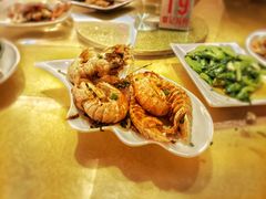 -覃记海鲜美食餐厅