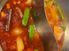 -左庭右院鲜牛肉火锅(金山万达店)