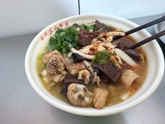 -文山荷鲜居(翠湖店)