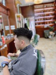 -尼特斯男士发型馆
