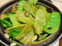 小刀扁豆-缘生态云南菜·野生菌庭院餐厅(华侨城店)
