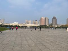 -大连人民广场