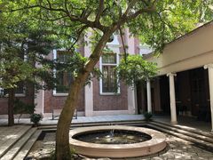 -香港大学
