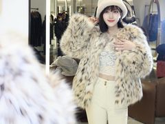 -肃宁华斯国际裘皮城