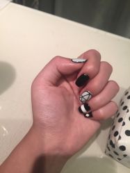-手牵手美甲