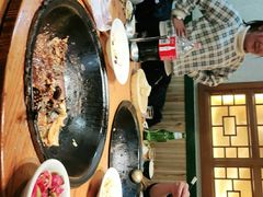 -咱屯子铁锅炖直营店(南湖大路店)