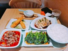 -老乡鸡(亚夏汽车城同创科技园店)