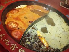 -重庆巴九门老火锅(阳朔店)