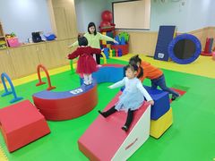 -哲学苑亲子园·早教婴儿托育·婴儿游泳(颐龙湾店)