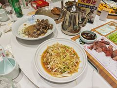-乔家小院•非遗驴肉•本地小海鲜(滨河路店)