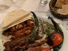 -Efes Turkish & Mediterranean Cuisine 艾菲斯餐厅(陆家嘴店)