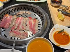 -木槿花韩式炭烤·熟成肉工坊(孙文东路店)