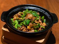 天柱山辣椒炒黑毛猪肉-山里亲戚(淞虹路店)