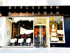 门面-BLACKSWAN黑天鹅(环球店)