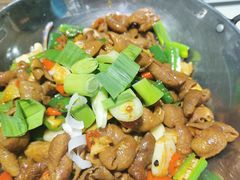 -三湘四水正宗湘菜(君峰路店)