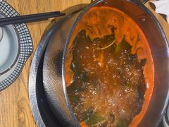 -野山舂·贵州现舂酸汤牛肉(东山店)