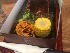 -必胜客(WOW中央公园店)