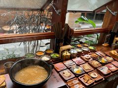 -银米·云南传统过桥米线(双廊黑金冠店)