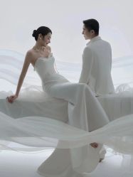 -樱花婚纱摄影
