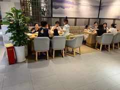 -荷花亭·湖北融合菜(十堰武商MALL店)
