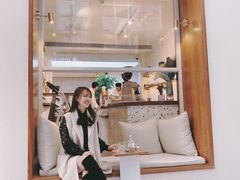 -Line 咖啡(石厦花园店)