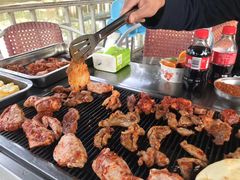 -三圣里·中餐宴请·自助烤肉·烤全羊·柴火鸡(旗舰店)