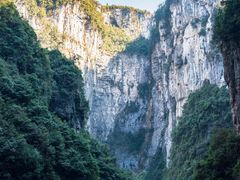 -龙水峡地缝景区