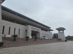 -鄂州市博物馆