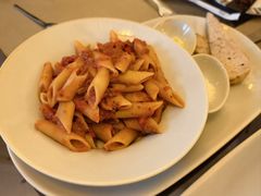 -上海和平饭店维克多咖啡厅 Victor's