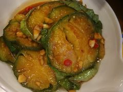 -丹江口渔村·湘味厨房(桃园店)