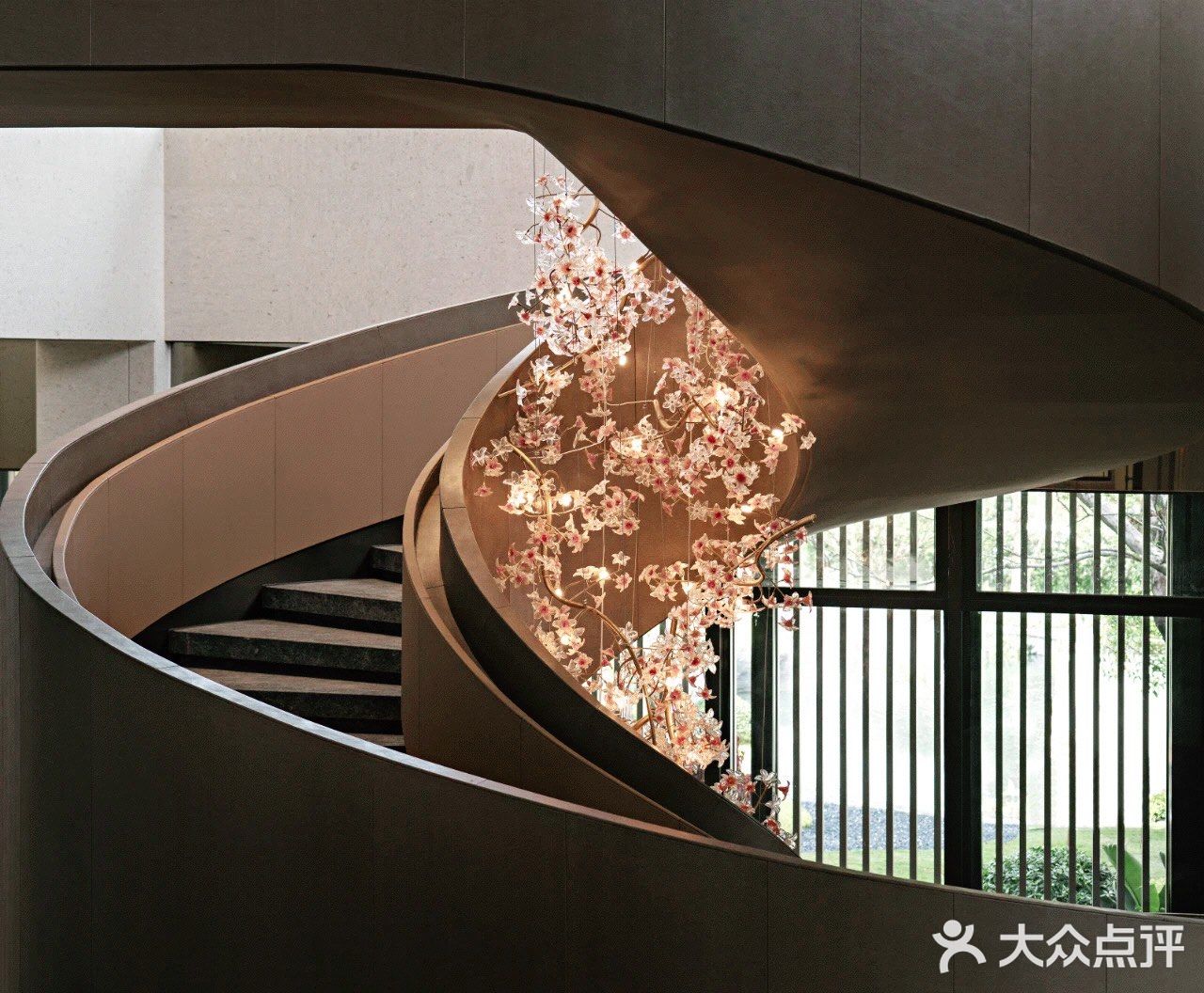 一室一茶 一花一画