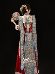 点击看大图 -艾拉·女王婚纱礼服馆