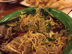 -闯关东东北农家菜(崂山石老人店)