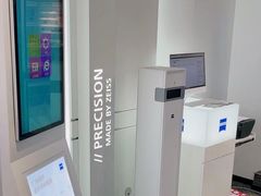 -浮光眼镜·蔡司视觉合作·数字验配中心(陆家嘴店)