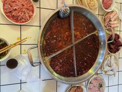 -储奇门鳝鱼火锅(总店)