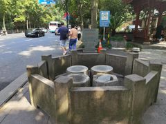 -杭州西湖风景名胜区-满觉陇四眼井