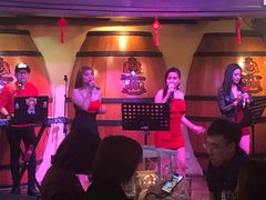 -皇冠自酿啤酒坊(中国红街5号楼店)